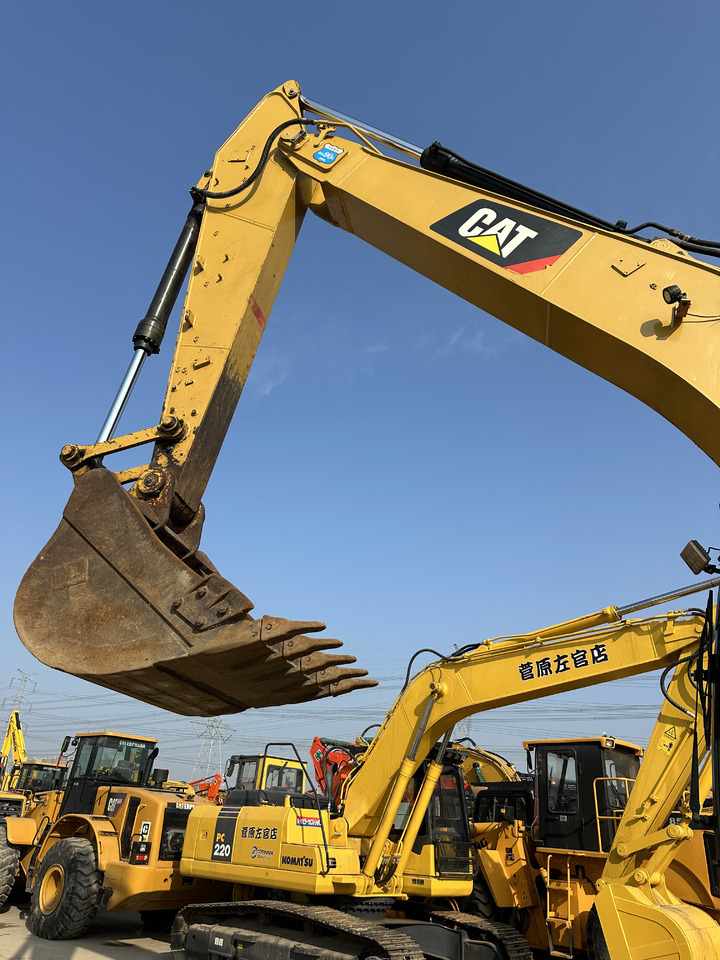 CATERPILLAR 320GC - Гусеничный экскаватор: фото 4 CATERPILLAR 320GC - Гусеничный экскаватор: фото 4