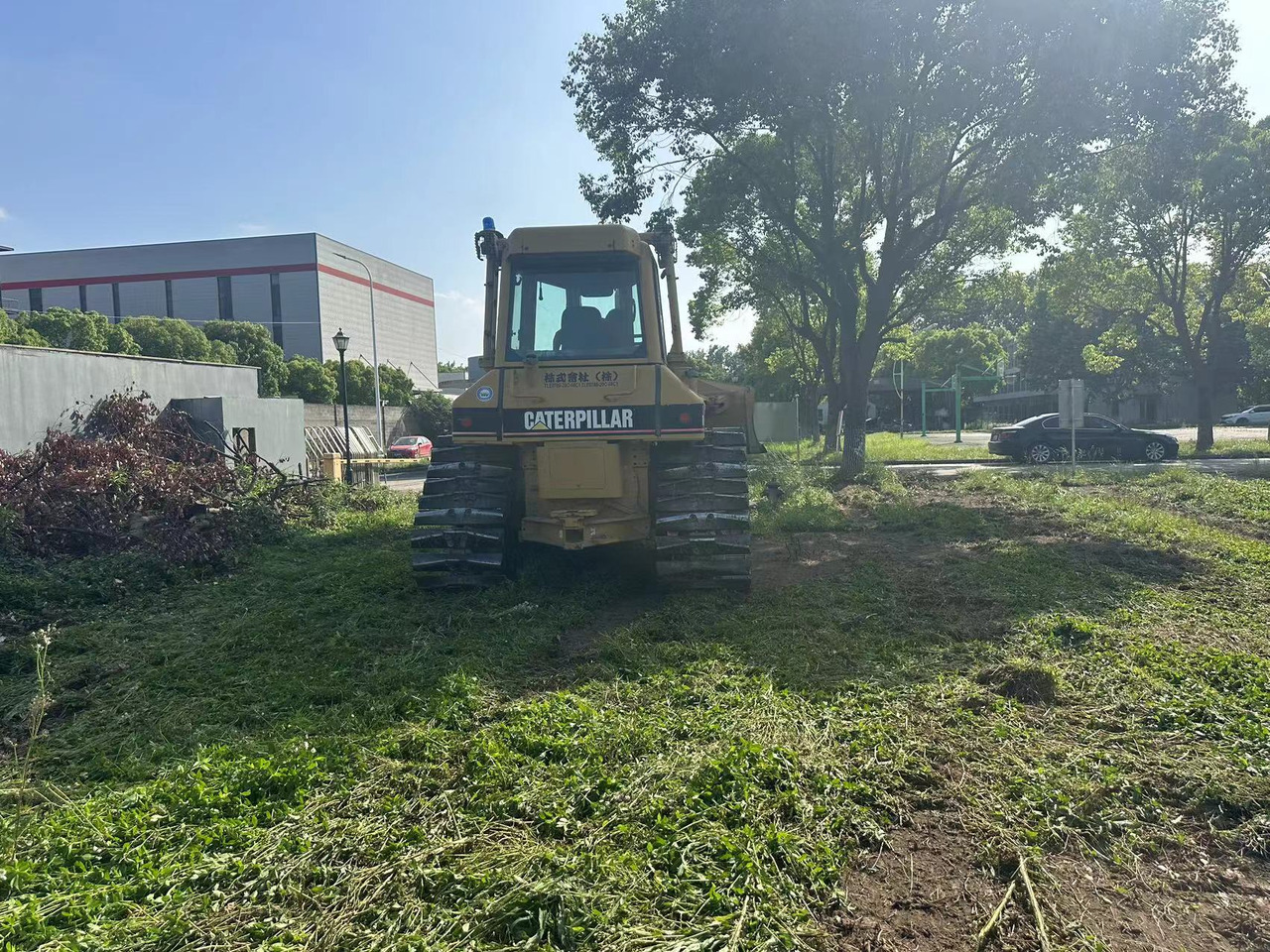 CATERPILLAR D5N - Бульдозер: фото 3 CATERPILLAR D5N - Бульдозер: фото 3