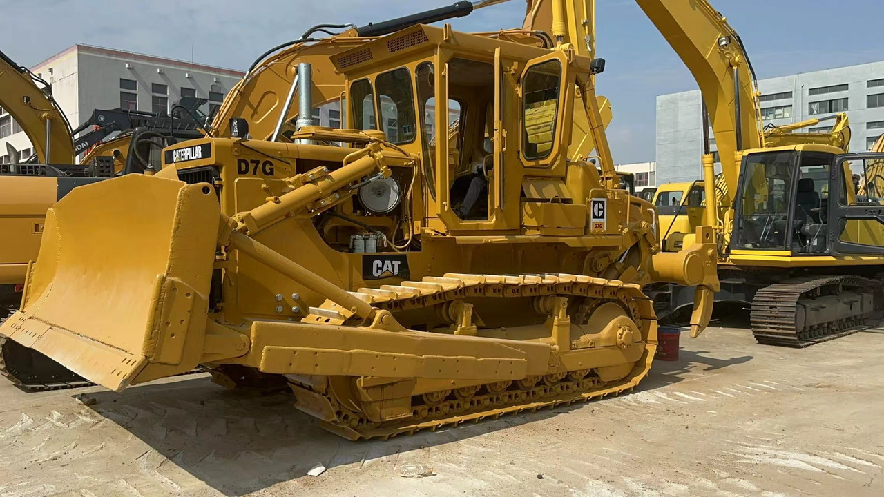 CATERPILLAR D7G - Бульдозер: фото 1 CATERPILLAR D7G - Бульдозер: фото 1