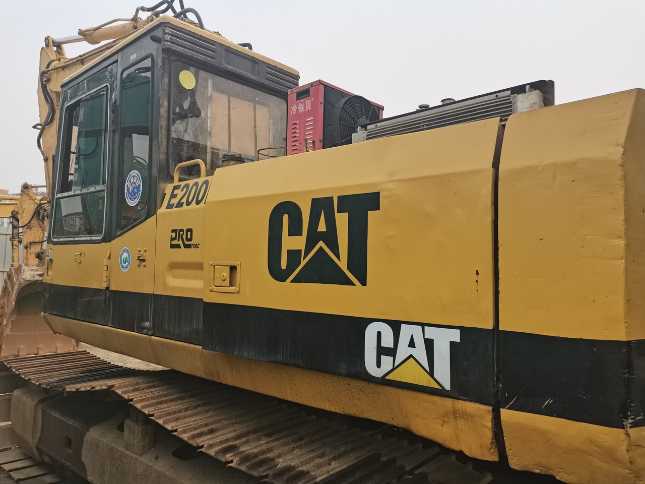 CATERPILLAR E200 - Гусеничный экскаватор: фото 2 CATERPILLAR E200 - Гусеничный экскаватор: фото 2