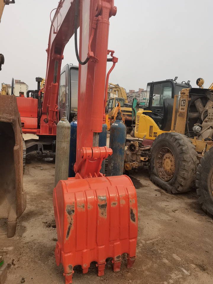 HITACHI EX60 - Гусеничный экскаватор: фото 4 HITACHI EX60 - Гусеничный экскаватор: фото 4