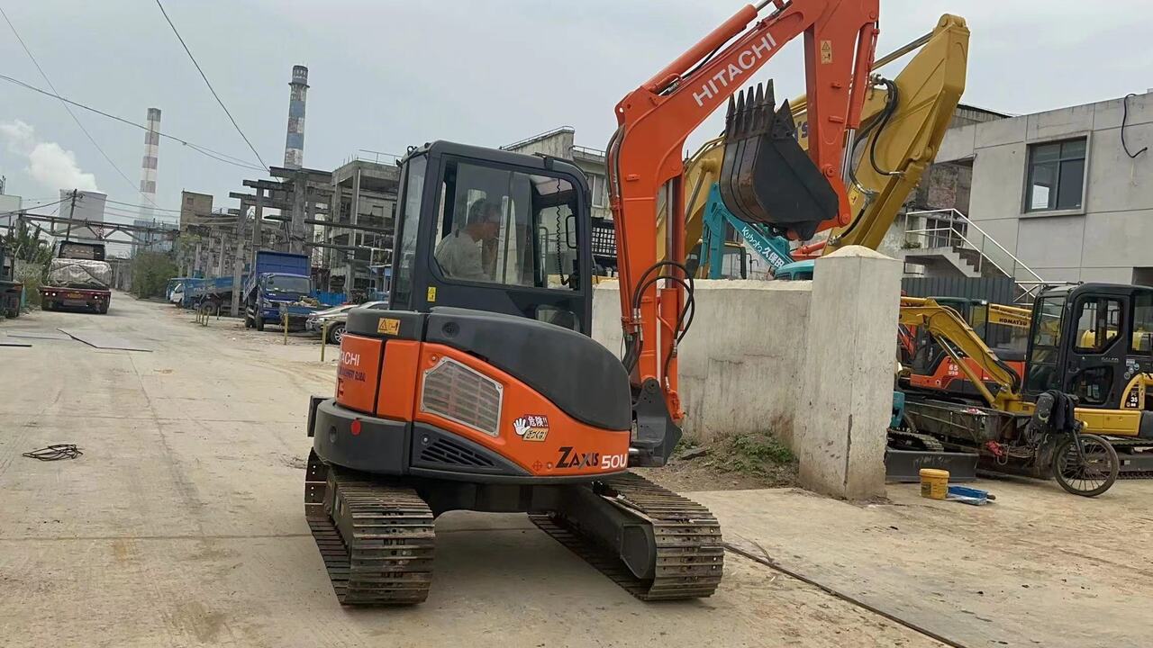HITACHI ZX50U-2 - Мини-экскаватор: фото 1 HITACHI ZX50U-2 - Мини-экскаватор: фото 1