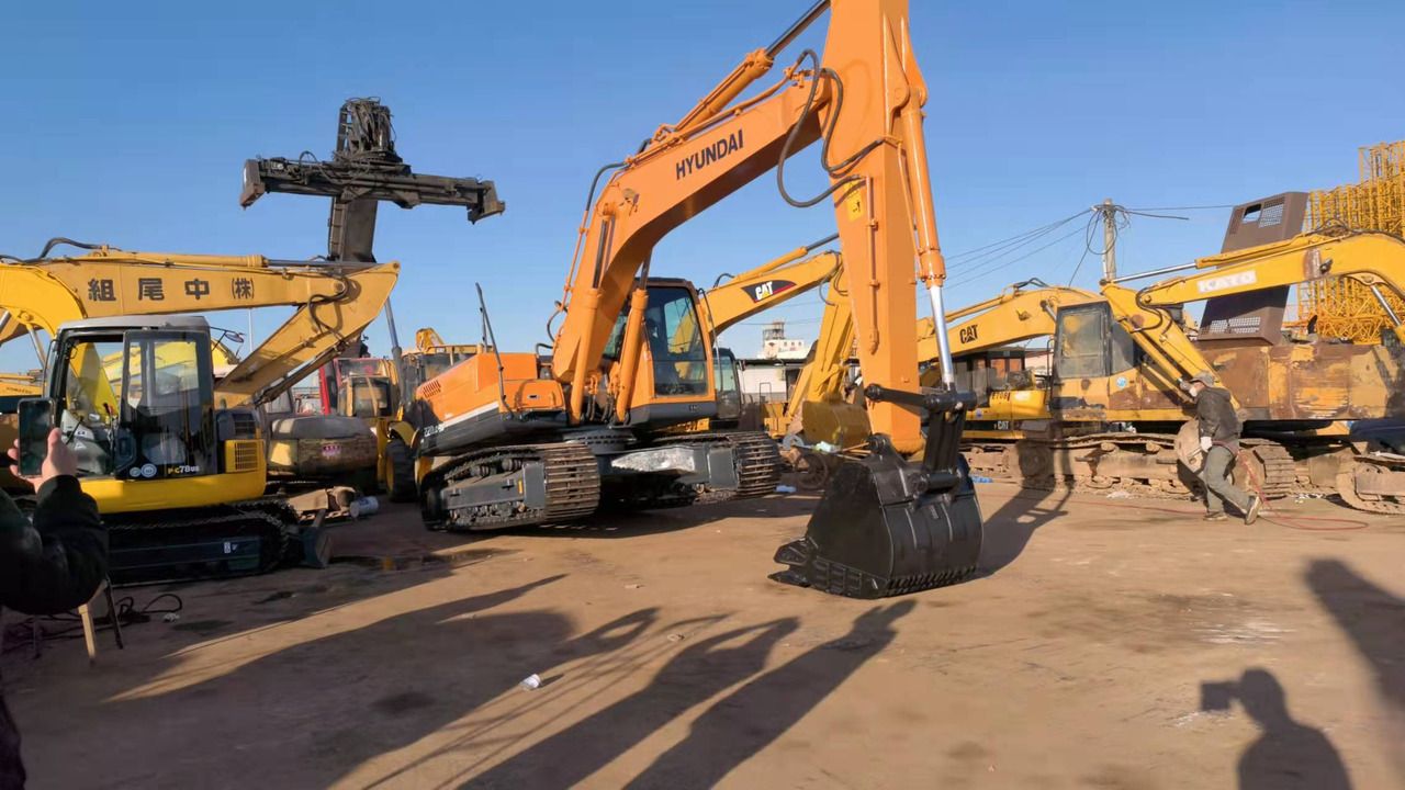 Hyundai R220LC-9S - Гусеничный экскаватор: фото 5 Hyundai R220LC-9S - Гусеничный экскаватор: фото 5