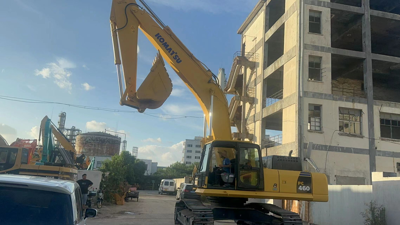 KOMATSU PC460LC-8 - Гусеничный экскаватор: фото 5 KOMATSU PC460LC-8 - Гусеничный экскаватор: фото 5