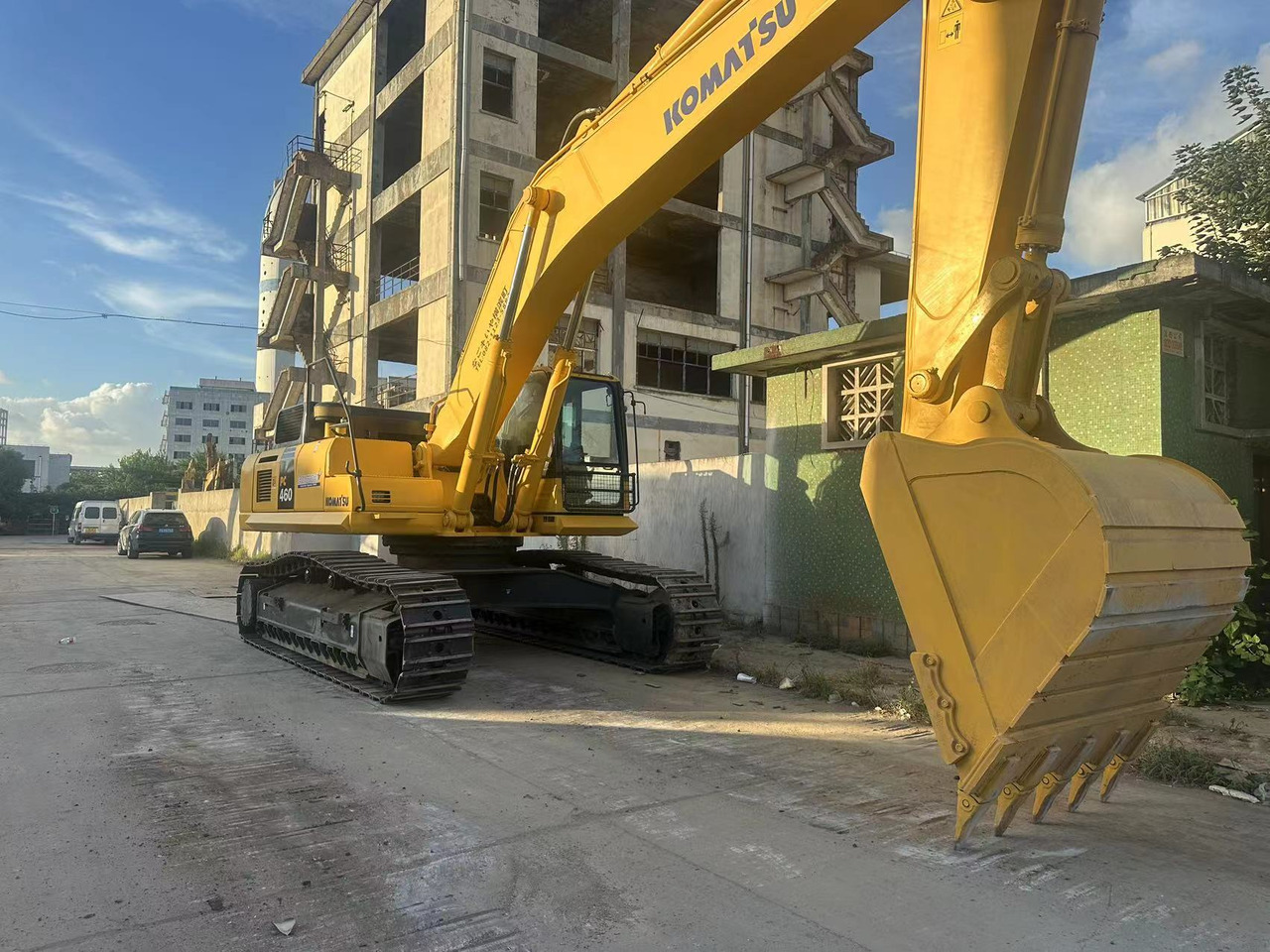 KOMATSU PC460LC-8 -excavator - Гусеничный экскаватор: фото 3 KOMATSU PC460LC-8 -excavator - Гусеничный экскаватор: фото 3