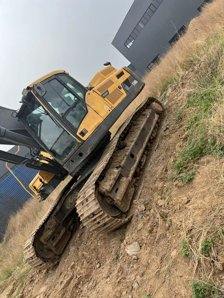 VOLVO EC480DL - Гусеничный экскаватор: фото 1 VOLVO EC480DL - Гусеничный экскаватор: фото 1