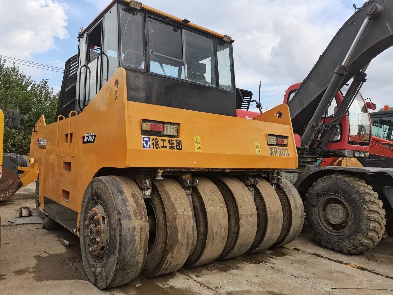 XCMG XP303 - Каток: фото 3 XCMG XP303 - Каток: фото 3