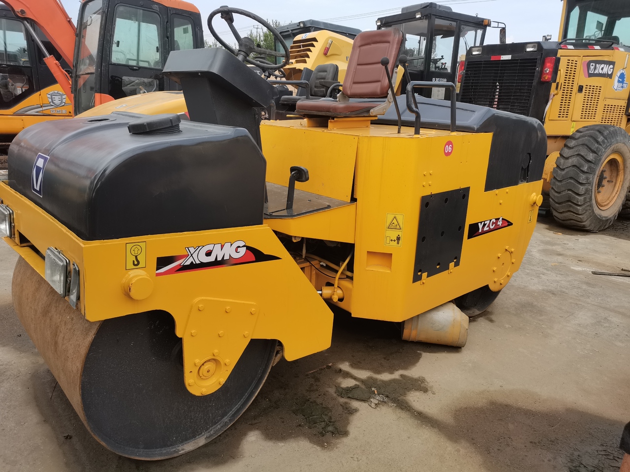 XCMG YZC4 - Каток: фото 4 XCMG YZC4 - Каток: фото 4