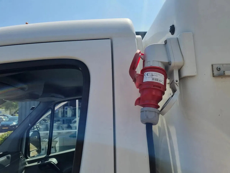 Малотоннажный рефрижератор Mercedes-Benz Sprinter 313 CDI/ Eis/ Ice/-40/ 5+5 Turen/ Carlsen Baltic Euro 5: фото 9