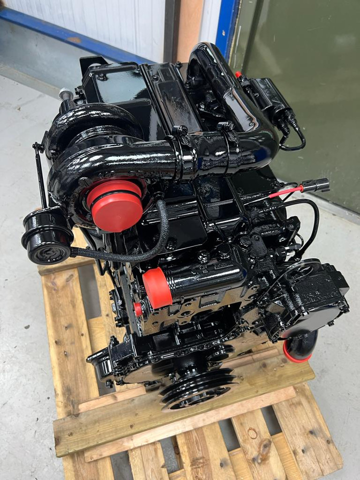 Perkins 1104C-44T RG38118 Engine (with Balancer Unit) - Двигатель: фото 5 Perkins 1104C-44T RG38118 Engine (with Balancer Unit) - Двигатель: фото 5
