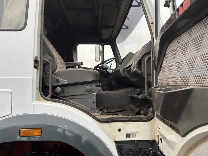 Грузовик бортовой/ Платформа Mercedes-Benz SK 1850 V8 MANUAL GEARBOX BIG AXLE FULL STEEL SPRING RETARDER: фото 6
