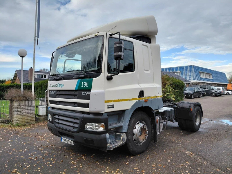 DAF CF 85.430 MANUAL ZF GEARBOX 4x2 Truckhead !! EURO 3 Engine !! - Тягач: фото 1 DAF CF 85.430 MANUAL ZF GEARBOX 4x2 Truckhead !! EURO 3 Engine !! - Тягач: фото 1