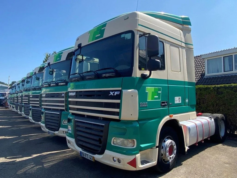 DAF XF 105.410 4 PIECES AVAILABLE - Тягач: фото 4 DAF XF 105.410 4 PIECES AVAILABLE - Тягач: фото 4