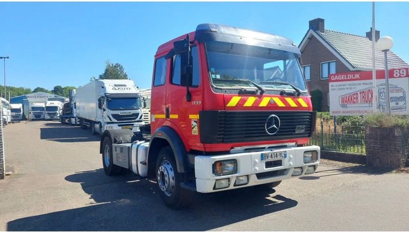 Mercedes-Benz SK 1733 4x2 STEEL SUSPENSION - Тягач: фото 2 Mercedes-Benz SK 1733 4x2 STEEL SUSPENSION - Тягач: фото 2