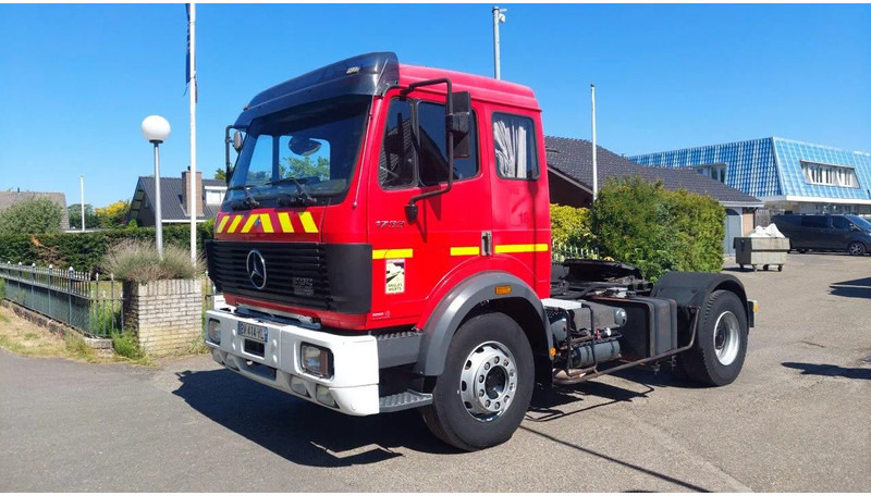 Mercedes-Benz SK 1733 4x2 STEEL SUSPENSION - Тягач: фото 1 Mercedes-Benz SK 1733 4x2 STEEL SUSPENSION - Тягач: фото 1