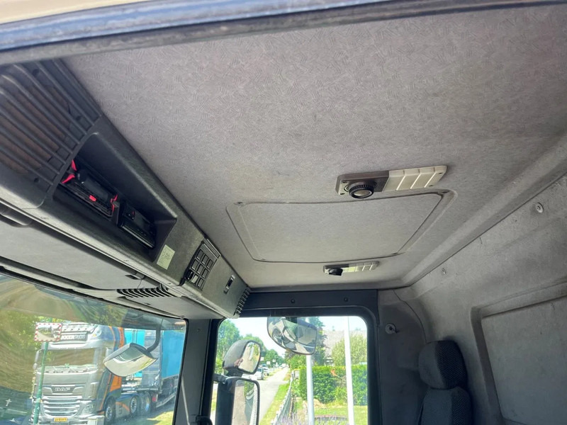 Тягач Scania P94-300 94 MANUAL GEARBOX AIRCO RETARDER 10-2004: фото 18