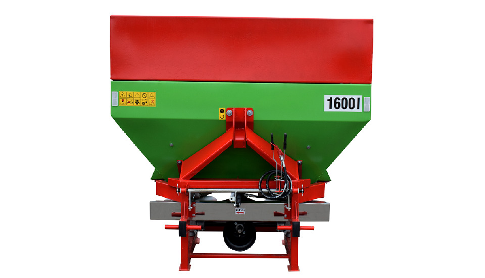 STRUMYK Tytan 1600 L - Разбрасыватель удобрений: фото 1 STRUMYK Tytan 1600 L - Разбрасыватель удобрений: фото 1