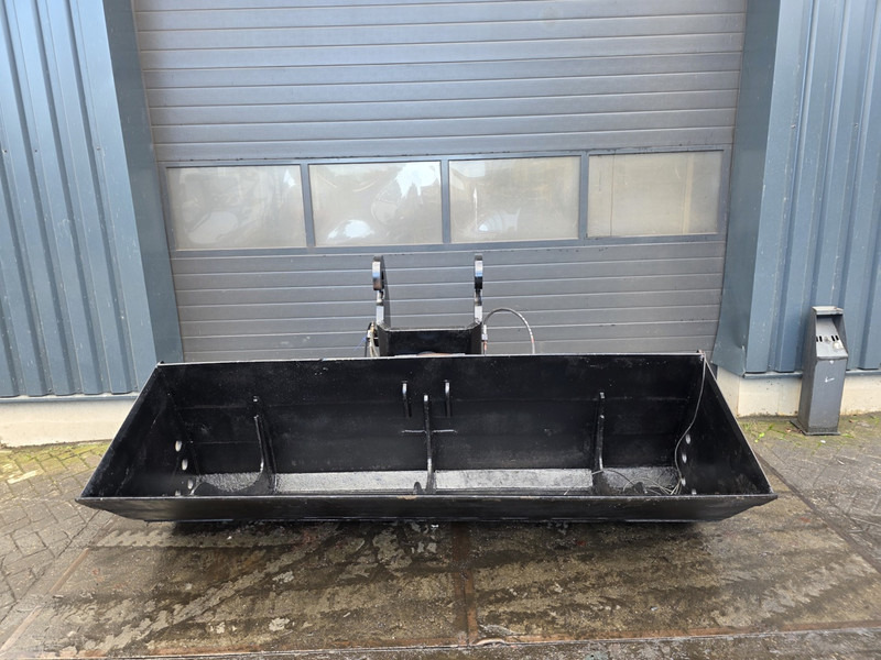 Verachtert cw55s kantelbak cw55 tilting bucket - Ковш для Строительной техники: фото 1 Verachtert cw55s kantelbak cw55 tilting bucket - Ковш для Строительной техники: фото 1