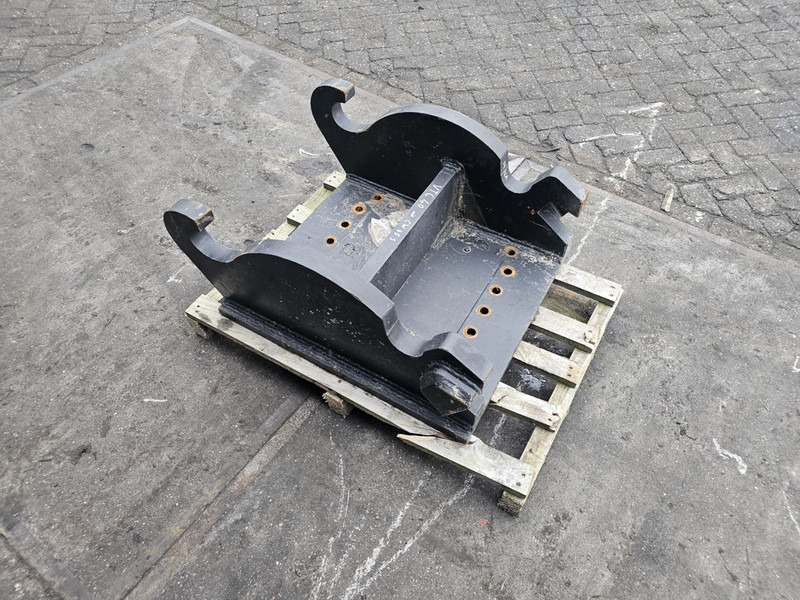 Kopplaat cw45 s cat patroon verachtert patroon - Сцепное устройство для Строительной техники: фото 3 Kopplaat cw45 s cat patroon verachtert patroon - Сцепное устройство для Строительной техники: фото 3