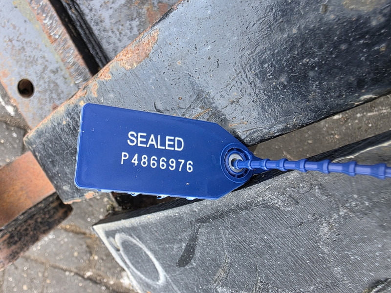 Kopplaat cw55s head plate cw55s verachtert adaptor plate - Сцепное устройство для Строительной техники: фото 5 Kopplaat cw55s head plate cw55s verachtert adaptor plate - Сцепное устройство для Строительной техники: фото 5