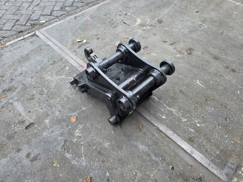 Snelwissel cw 10 mechanisch coupler verachtert cw 10 snelwissel - Сцепное устройство для Строительной техники: фото 3 Snelwissel cw 10 mechanisch coupler verachtert cw 10 snelwissel - Сцепное устройство для Строительной техники: фото 3