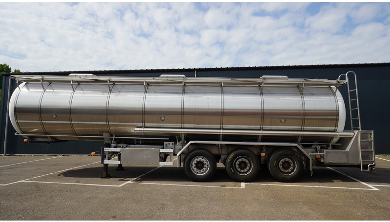 Burg 3 AXLE FOOD TRAILER 38.200LTR - Полуприцеп-цистерна: фото 1 Burg 3 AXLE FOOD TRAILER 38.200LTR - Полуприцеп-цистерна: фото 1