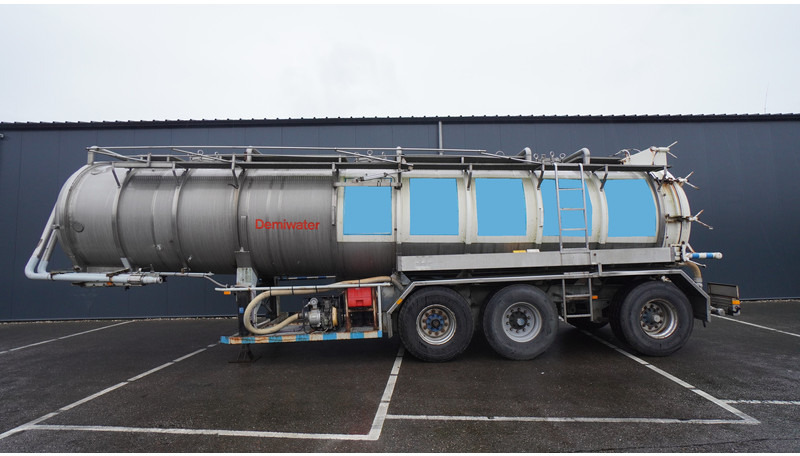 Burg 3 AXLE WATER TANK 29.975LTR - Полуприцеп-цистерна: фото 1 Burg 3 AXLE WATER TANK 29.975LTR - Полуприцеп-цистерна: фото 1