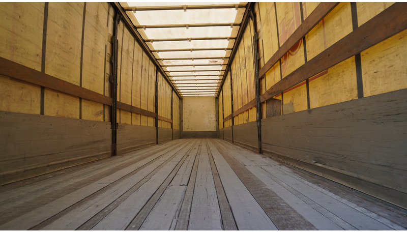 Groenewegen 3 AXLE CURTAINSIDE TRAILER WITH ALUMINIUM SIDE BOARDS - Тентованный полуприцеп: фото 4 Groenewegen 3 AXLE CURTAINSIDE TRAILER WITH ALUMINIUM SIDE BOARDS - Тентованный полуприцеп: фото 4