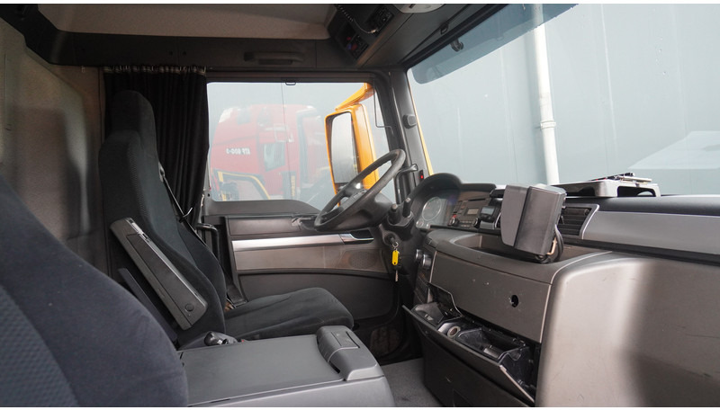 MAN TGS 35.440 8X4 2 SIDE TIPPER WITH HMF Z 1943 CRANE 415.000KM - Автоманипулятор: фото 5 MAN TGS 35.440 8X4 2 SIDE TIPPER WITH HMF Z 1943 CRANE 415.000KM - Автоманипулятор: фото 5