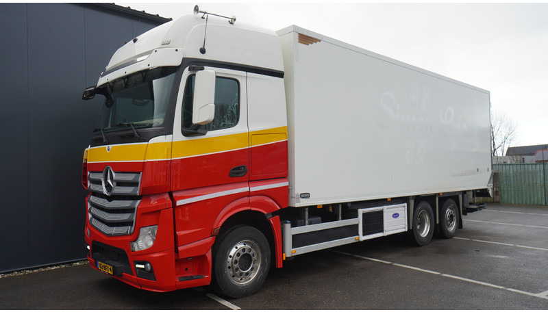 Mercedes-Benz ACTROS 2745 6X2 FRIGO 860.000KM - Рефрижератор: фото 3 Mercedes-Benz ACTROS 2745 6X2 FRIGO 860.000KM - Рефрижератор: фото 3