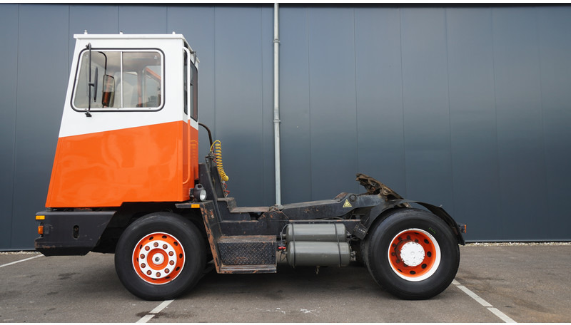 Terberg YT SL 1020 - Строительная техника: фото 1 Terberg YT SL 1020 - Строительная техника: фото 1