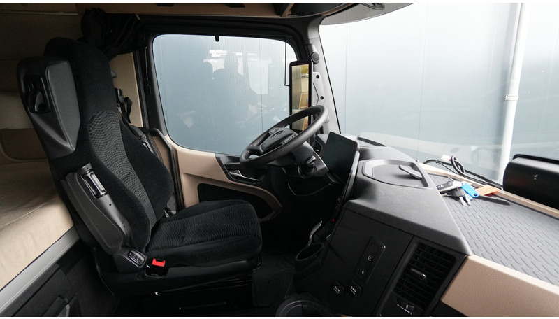 Тягач Mercedes-Benz ACTROS 1945 GIGASPACE 713.000KM: фото 6