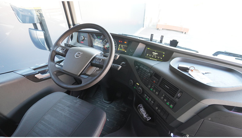 Volvo FH 420 ADR 841.000KM EURO 6 - Тягач: фото 5 Volvo FH 420 ADR 841.000KM EURO 6 - Тягач: фото 5