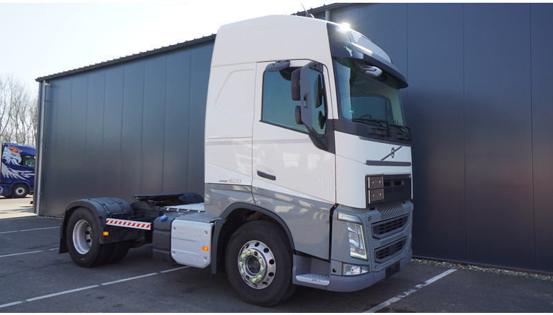 Volvo FH 420 ADR 841.000KM EURO 6 - Тягач: фото 4 Volvo FH 420 ADR 841.000KM EURO 6 - Тягач: фото 4