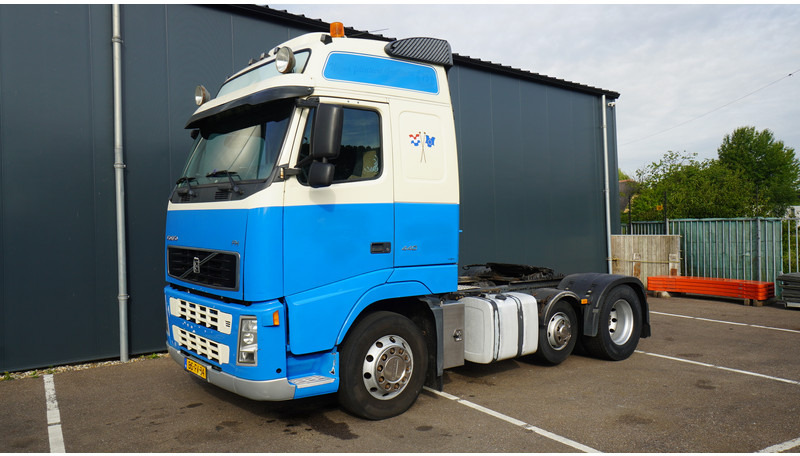 Volvo FH 440 6X2 GLOBETROTTER EURO 3 - Тягач: фото 3 Volvo FH 440 6X2 GLOBETROTTER EURO 3 - Тягач: фото 3