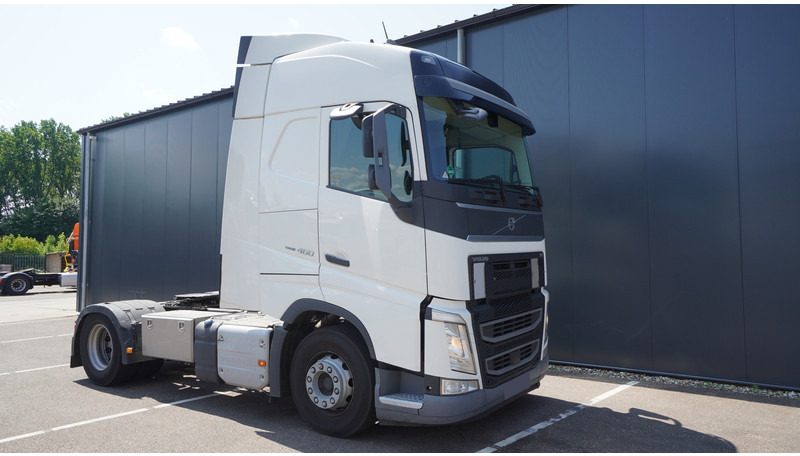 Volvo FH 460 EURO 6 GLOBETROTTER 696.000KM - Тягач: фото 4 Volvo FH 460 EURO 6 GLOBETROTTER 696.000KM - Тягач: фото 4