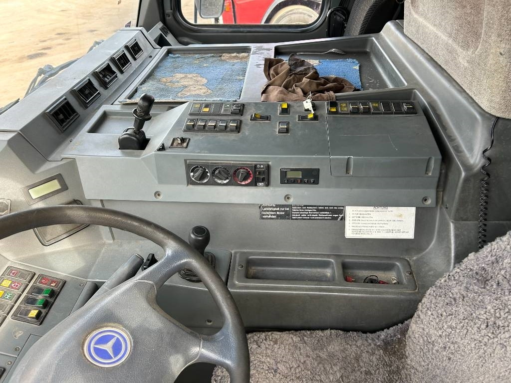 Вседорожный кран Grove GMK 3055: фото 10 Вседорожный кран Grove GMK 3055: фото 10