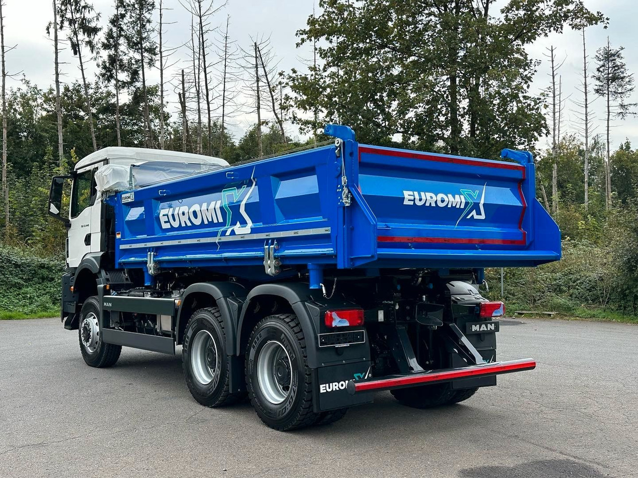 MAN TGS 33.440 6x6 /Euro6 3-Seiten-Kipper EuromixMTP MAN TGS 33.440 6x6 /Euro6 3-Seiten-Kipper EuromixMTP - Самосвал: фото 5 MAN TGS 33.440 6x6 /Euro6 3-Seiten-Kipper EuromixMTP MAN TGS 33.440 6x6 /Euro6 3-Seiten-Kipper EuromixMTP - Самосвал: фото 5