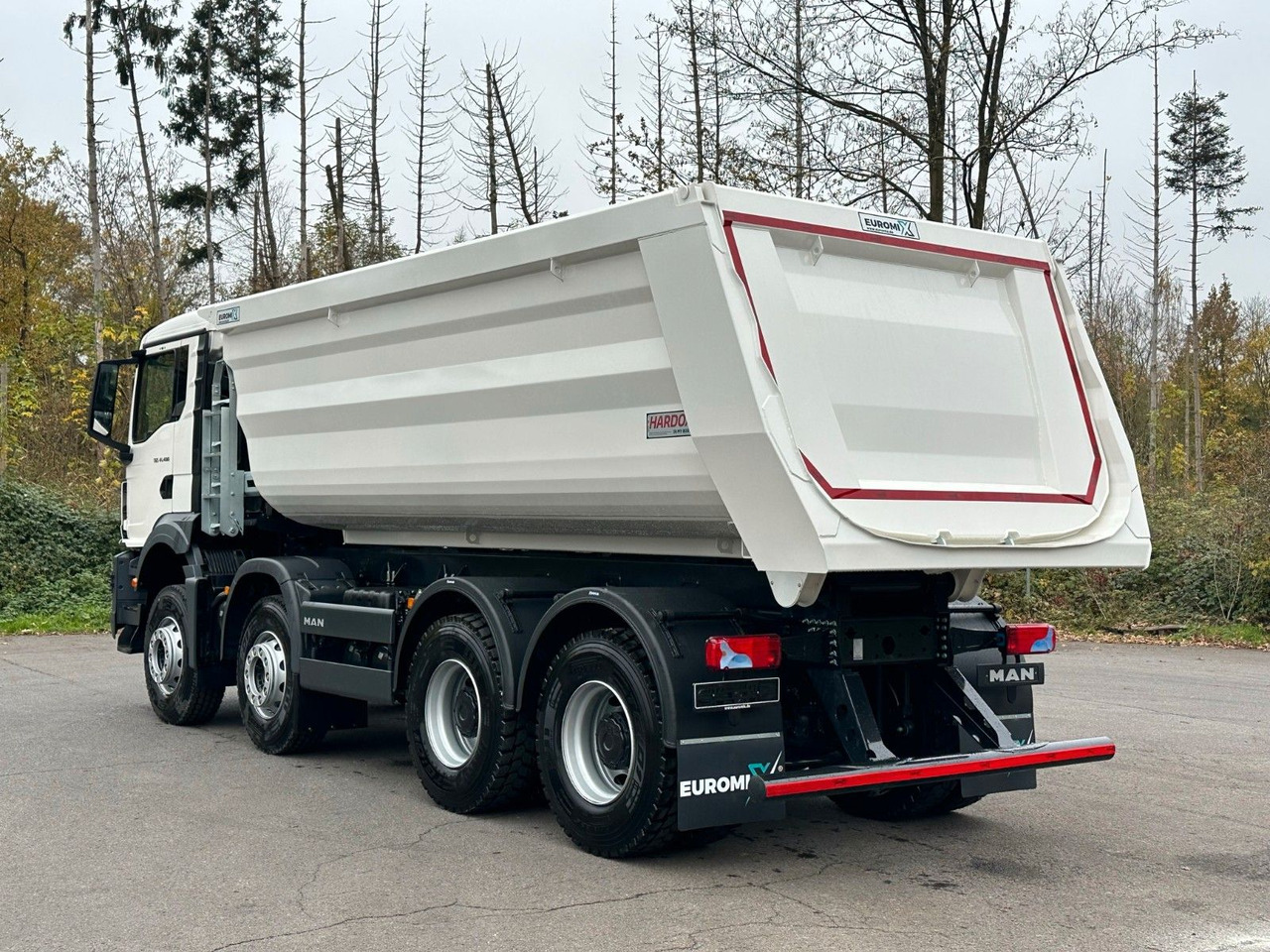 MAN TGS 41.400 8x4 / EUROMIX MTP 20m³/ EURO2 Kipper - Самосвал: фото 3 MAN TGS 41.400 8x4 / EUROMIX MTP 20m³/ EURO2 Kipper - Самосвал: фото 3