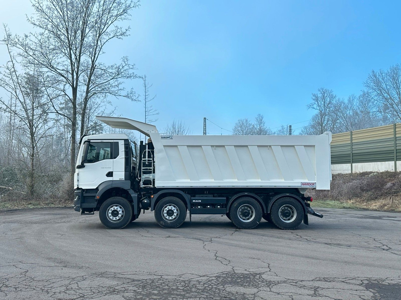 MAN TGS 41.400 8x4 / EUROMIX MTP 23m³/ Eckige Mulde - Самосвал: фото 2 MAN TGS 41.400 8x4 / EUROMIX MTP 23m³/ Eckige Mulde - Самосвал: фото 2