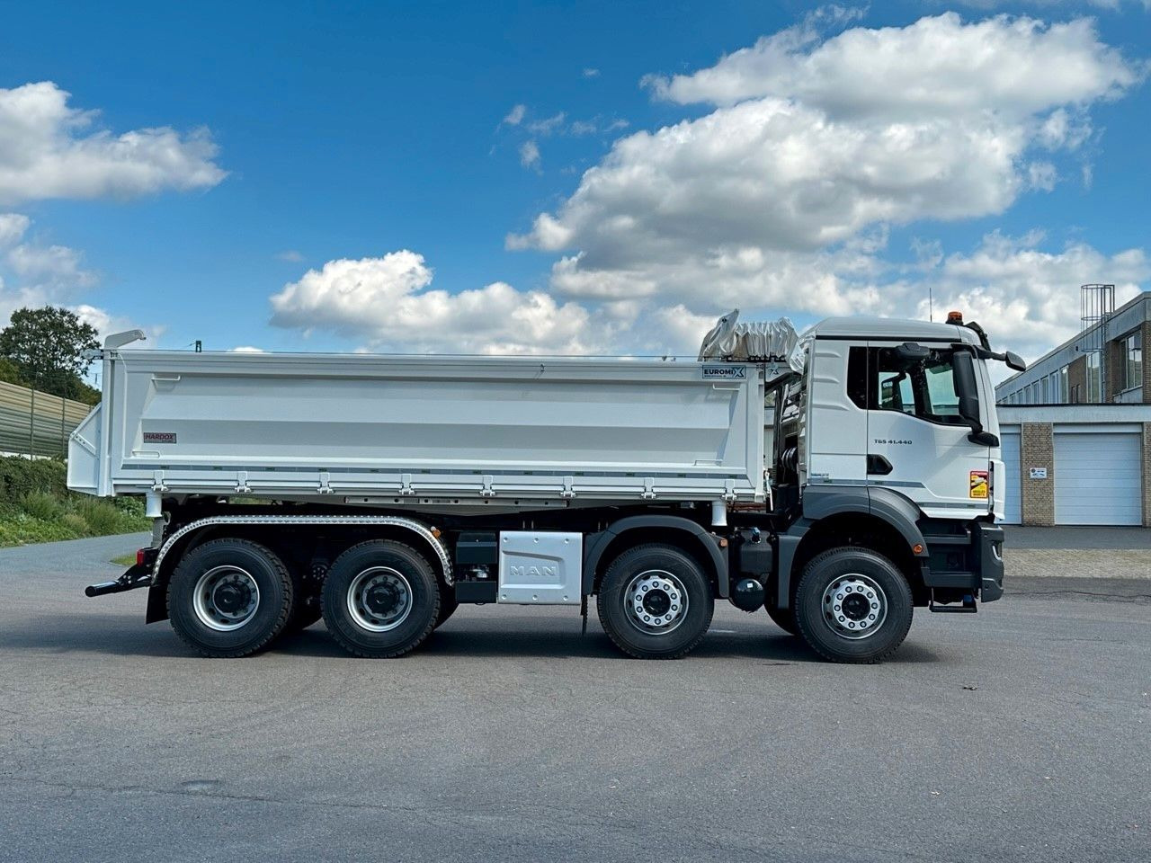 MAN TGS 41.440 8x4 EuromixMTP 3-Seiten-Kipper - Самосвал: фото 5 MAN TGS 41.440 8x4 EuromixMTP 3-Seiten-Kipper - Самосвал: фото 5