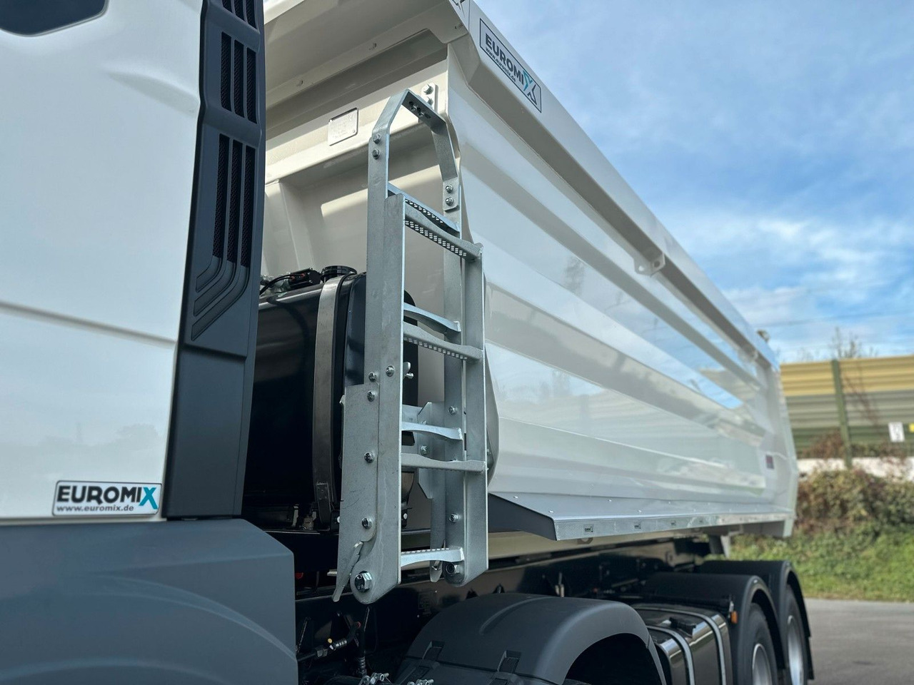 Самосвал MAN TGS 41.480 BB 8X4 Euromix Mulden Kipper HARDOX: фото 9