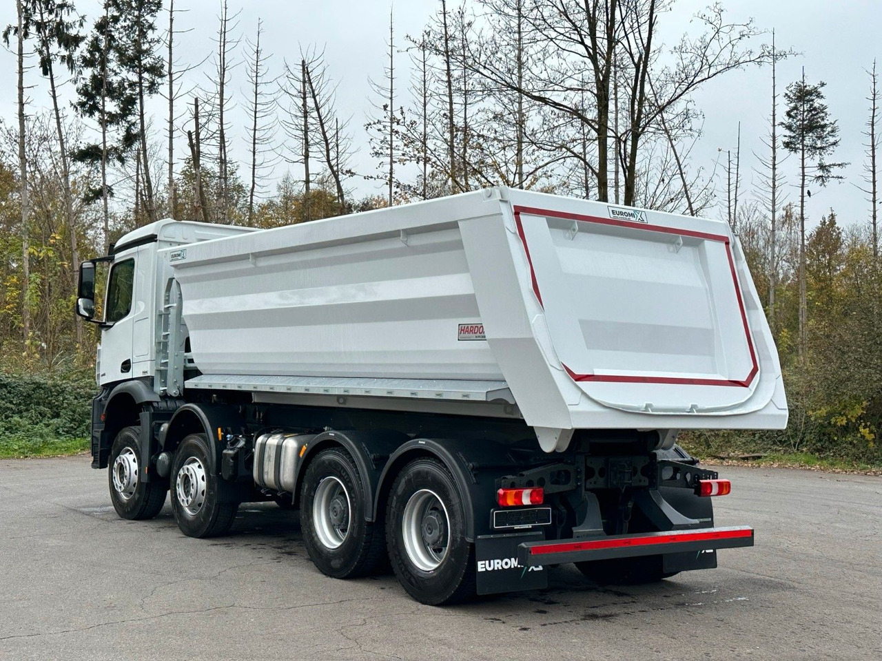Mercedes-Benz AROCS 5 4145 8X4 E6e EuromixMTP 18m³ Kipper - Самосвал: фото 5 Mercedes-Benz AROCS 5 4145 8X4 E6e EuromixMTP 18m³ Kipper - Самосвал: фото 5