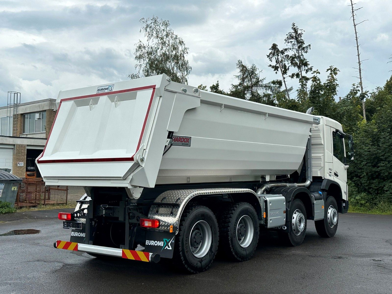 Самосвал Volvo FMX 500 8X4 Retarder EuromixMTP Kipper: фото 9