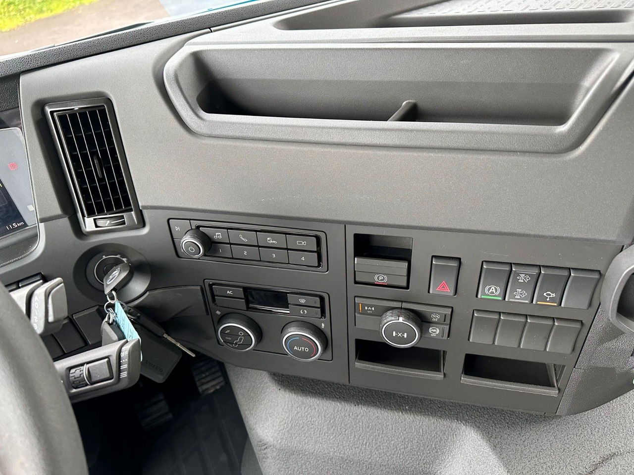 Самосвал Volvo FMX 500 8X4 Retarder EuromixMTP Kipper: фото 24