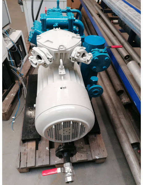 DEBICA Used and reconditioned compressor Gas, Lpg, Gpl, Gaz, Propane, Butane ID 5.9 Debica Used and reconditioned compressor Gas, Lpg,Vertical type compressor, 80m3/h at 1450 RPM 13.5kW - Двигатель и запчасти для Строительной техники: фото 3 DEBICA Used and reconditioned compressor Gas, Lpg, Gpl, Gaz, Propane, Butane ID 5.9 Debica Used and reconditioned compressor Gas, Lpg,Vertical type compressor, 80m3/h at 1450 RPM 13.5kW - Двигатель и запчасти для Строительной техники: фото 3