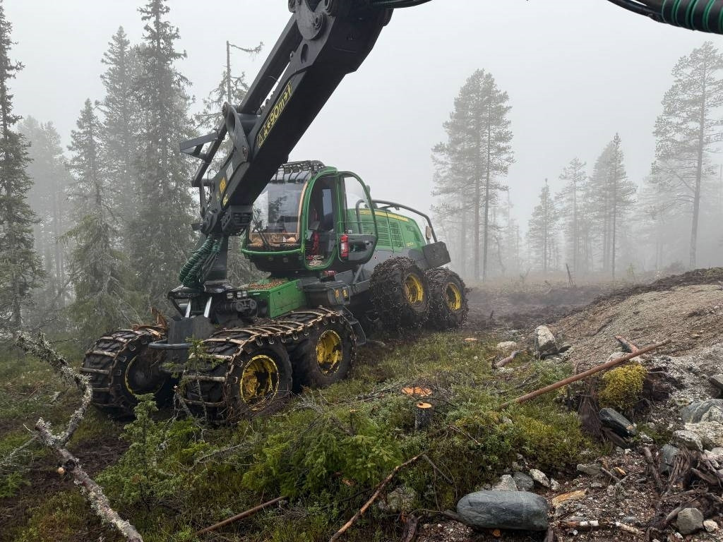 John Deere 1270 G - Харвестер: фото 5 John Deere 1270 G - Харвестер: фото 5