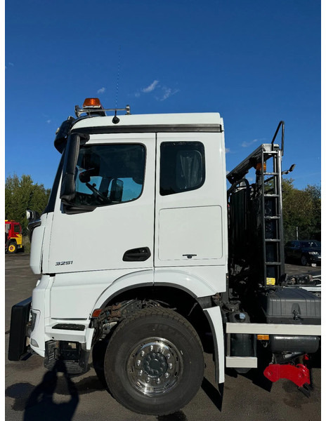 Mercedes-Benz Arocs 3251 8x4*4, JOAB Hook-lift + Plow-equipped, 2017 - Грузовик: фото 4 Mercedes-Benz Arocs 3251 8x4*4, JOAB Hook-lift + Plow-equipped, 2017 - Грузовик: фото 4