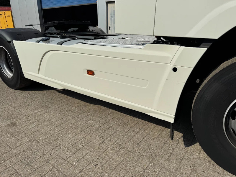 DAF XF 510 **EURO 6-CLEAN TRUCK** - Тягач: фото 4 DAF XF 510 **EURO 6-CLEAN TRUCK** - Тягач: фото 4