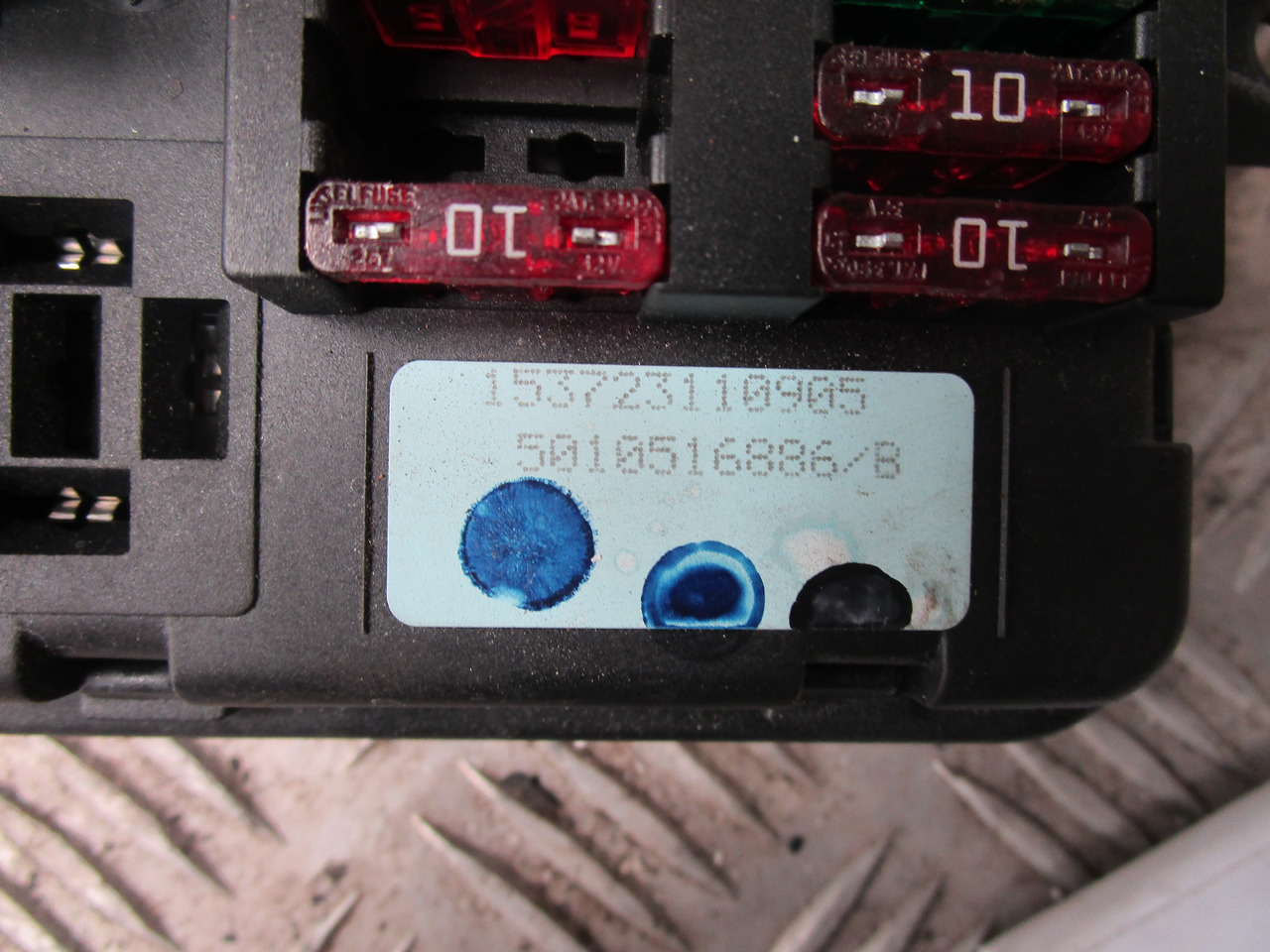 DAF CF 65 FUSEBOARD P/NO 153723110905 - Электрическая система для Грузовиков: фото 2 DAF CF 65 FUSEBOARD P/NO 153723110905 - Электрическая система для Грузовиков: фото 2